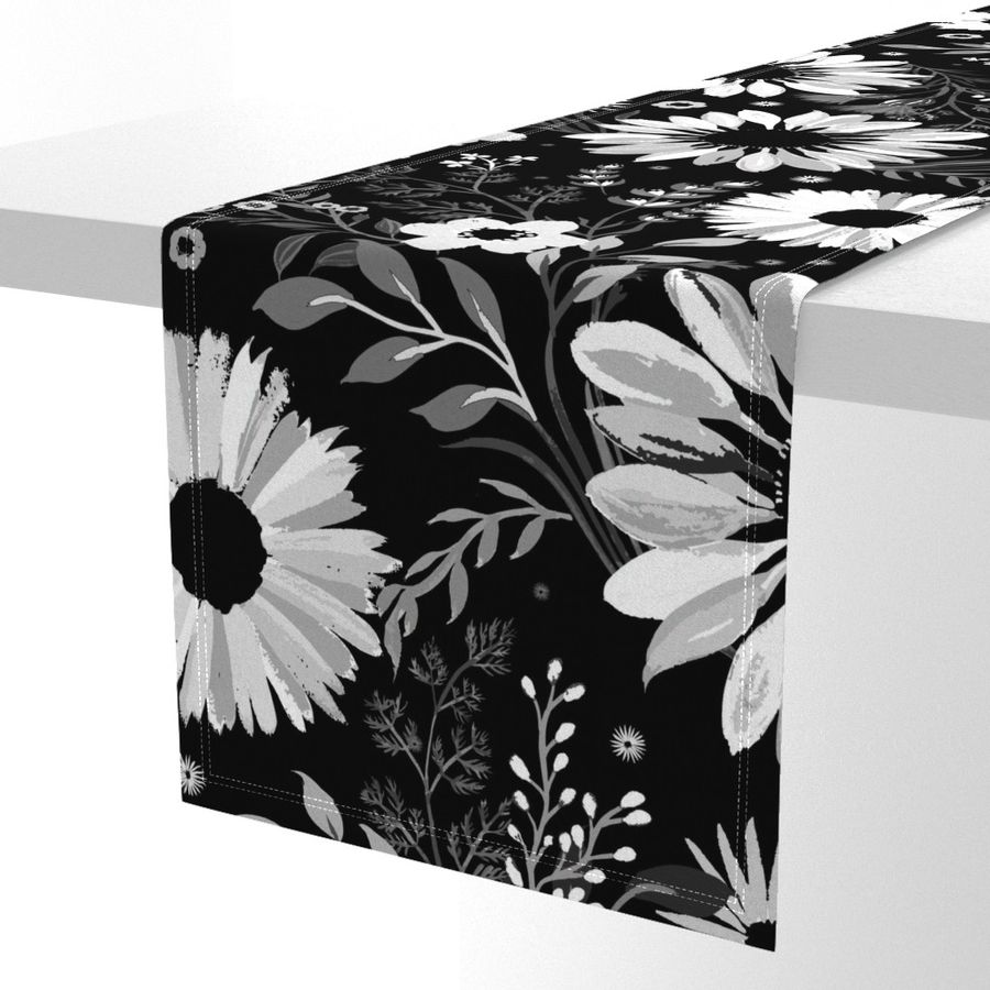 HOME_GOOD_TABLE_RUNNER