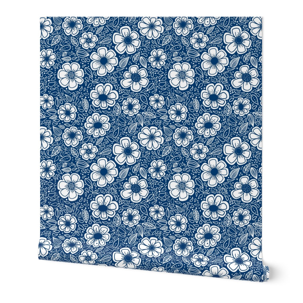 Happy Painterly Flowers in Blue