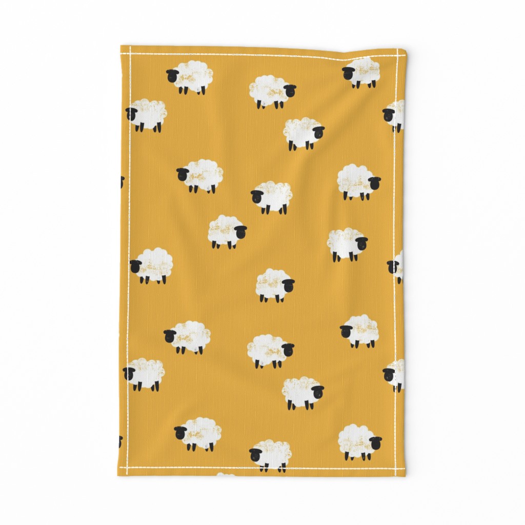 sheep - lamb spring - yellow - LAD20