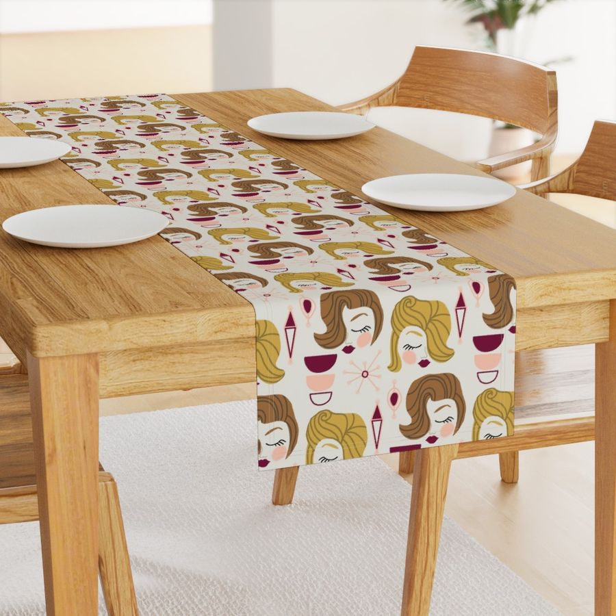 HOME_GOOD_TABLE_RUNNER