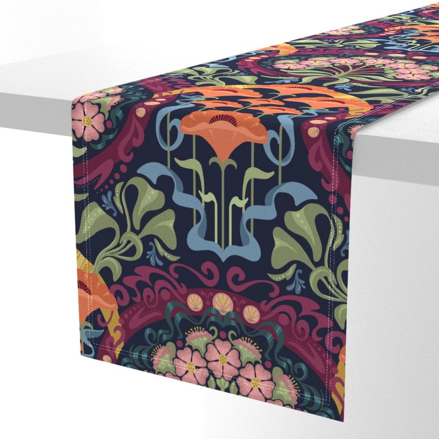 HOME_GOOD_TABLE_RUNNER