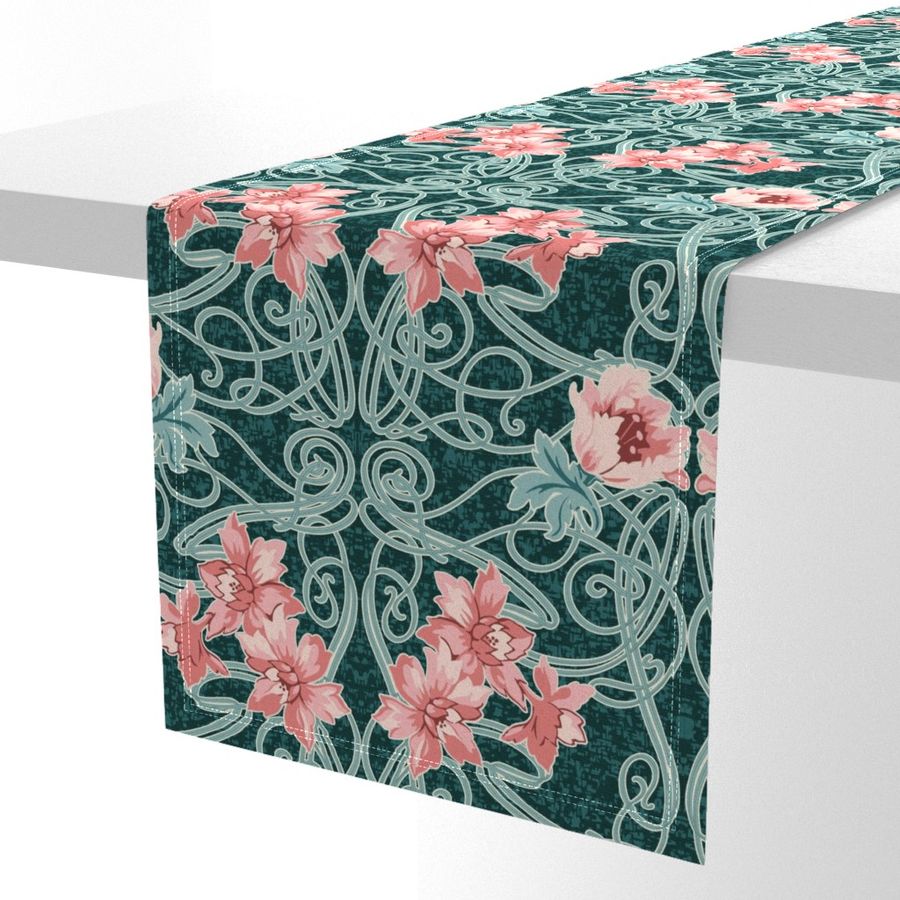 HOME_GOOD_TABLE_RUNNER