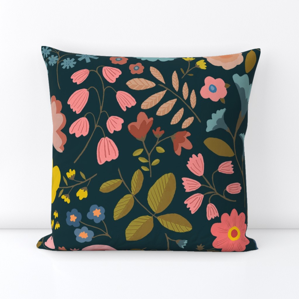 WOODLAND FLOWERS black jumbo