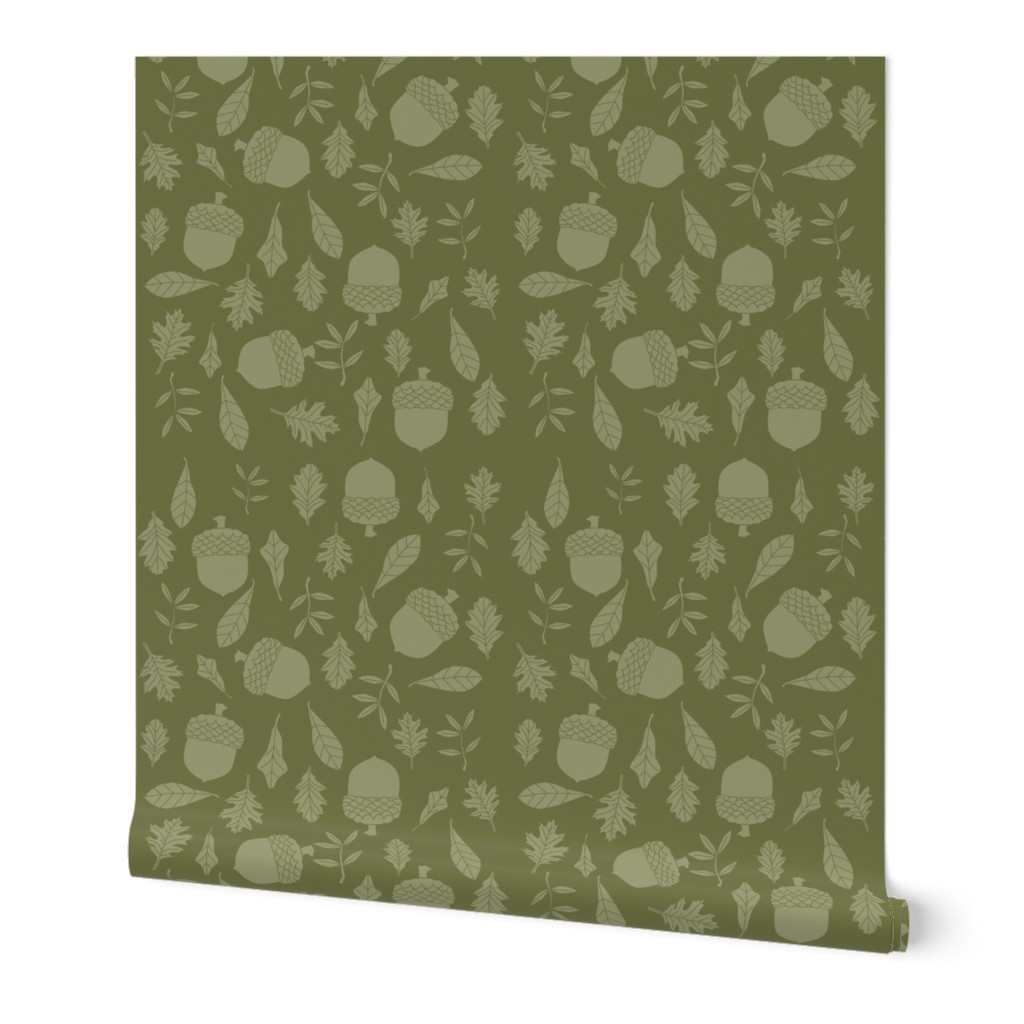 leaves and acorns in light green on dark green