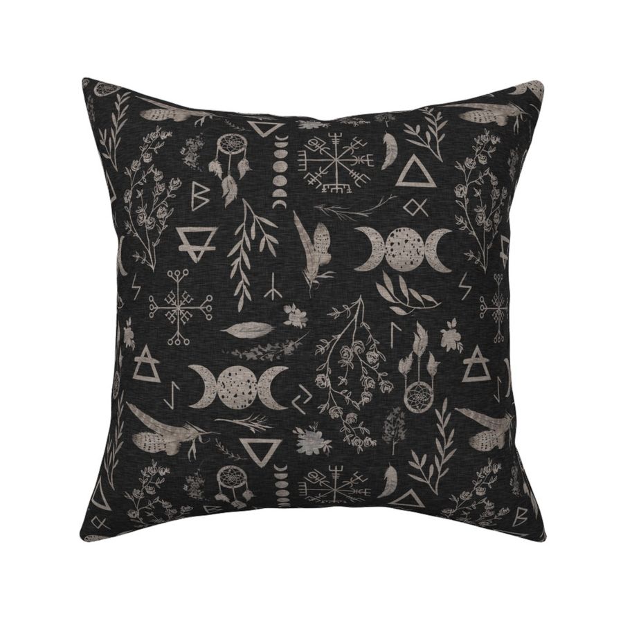 HOME_GOOD_SQUARE_THROW_PILLOW