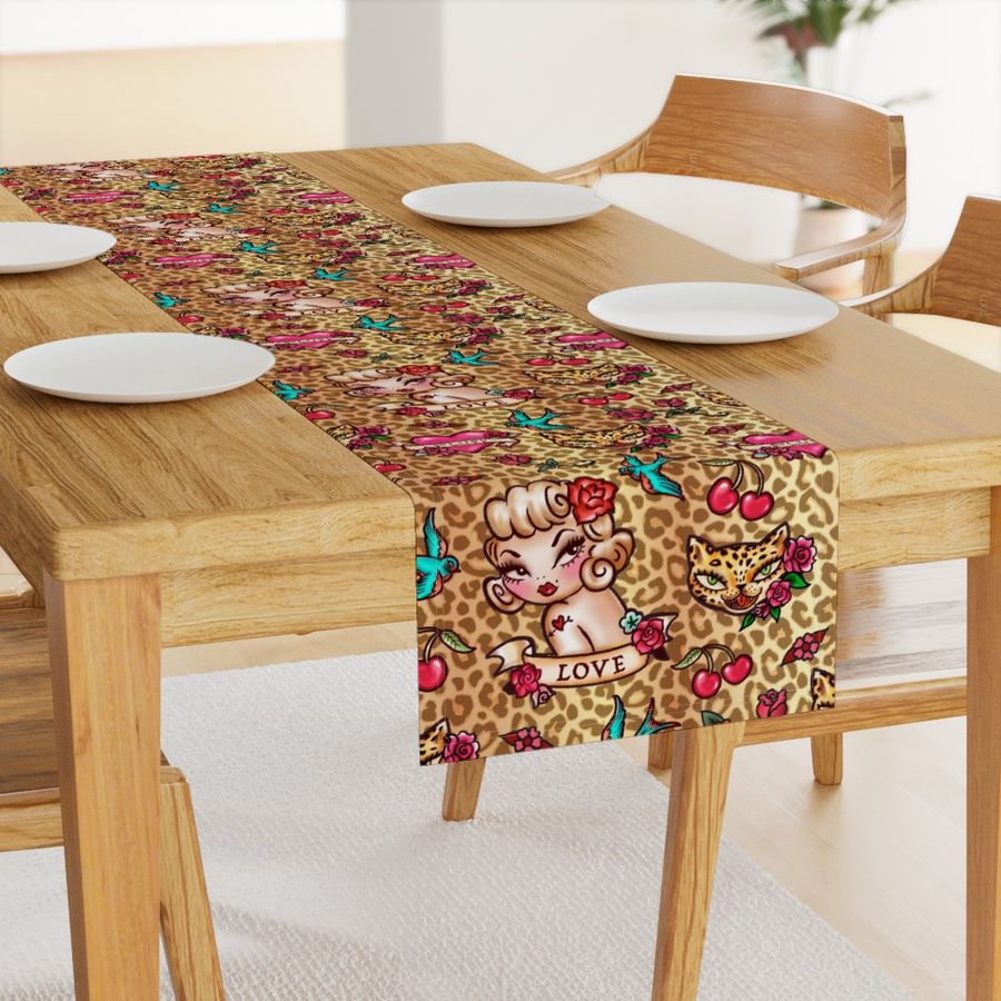 HOME_GOOD_TABLE_RUNNER