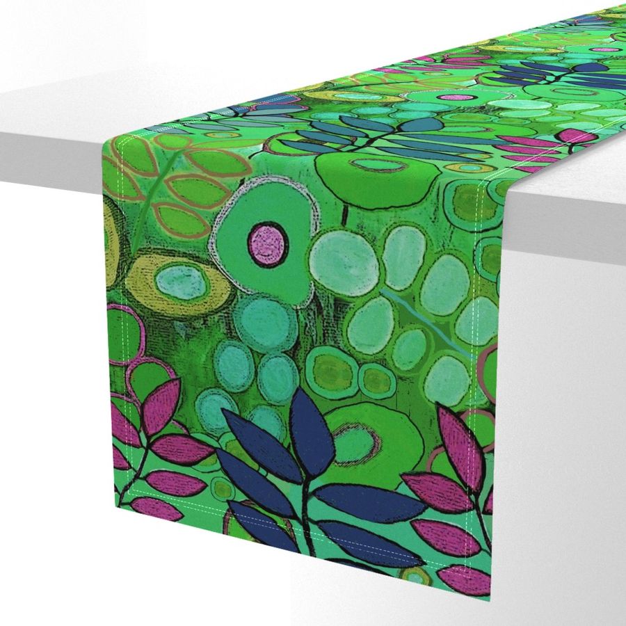 HOME_GOOD_TABLE_RUNNER