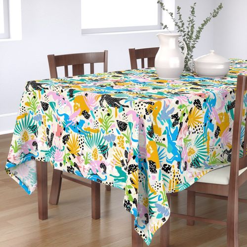 HOME_GOOD_RECTANGULAR_TABLE_CLOTH