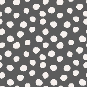 dotty // dark gray