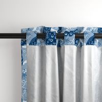 peacock classic blue large scale