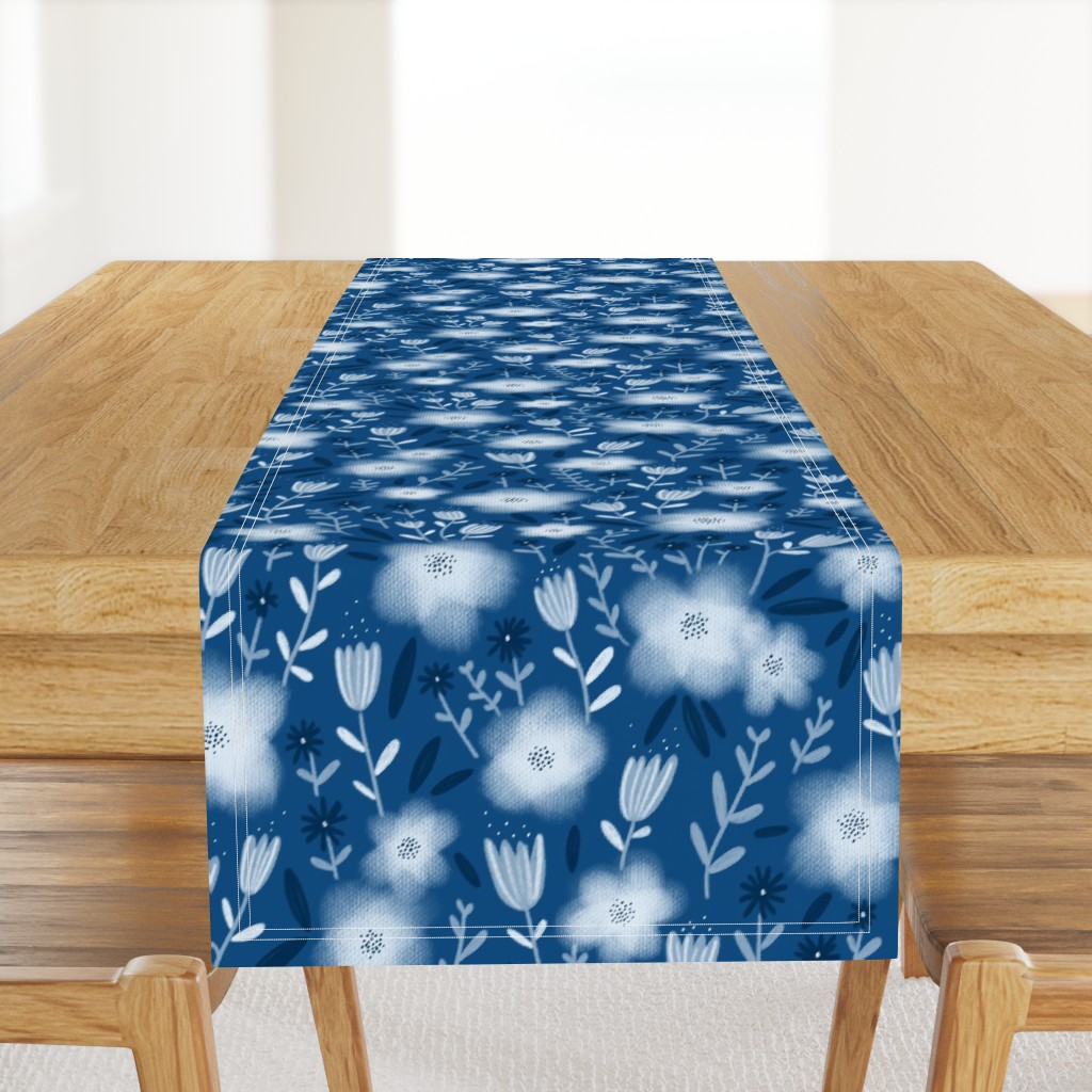 Classic blue tones flower pattern