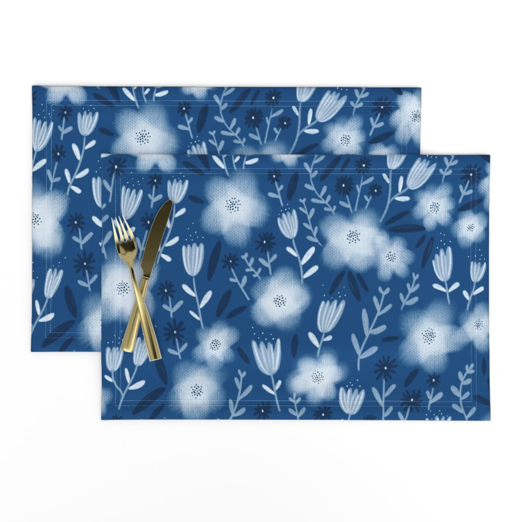 Classic blue tones flower pattern