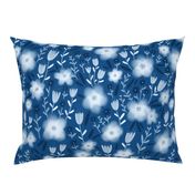 Classic blue tones flower pattern