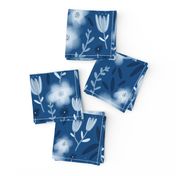 Classic blue tones flower pattern