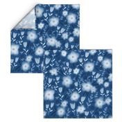 Classic blue tones flower pattern