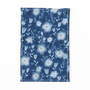 Classic blue tones flower pattern