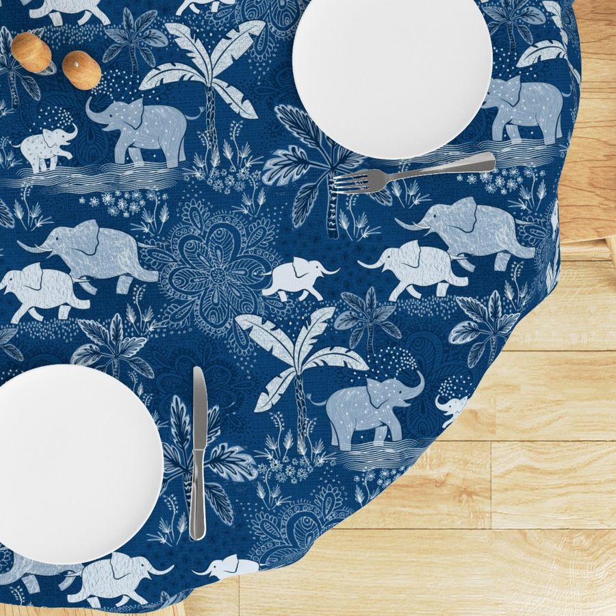 HOME_GOOD_ROUND_TABLE_CLOTH