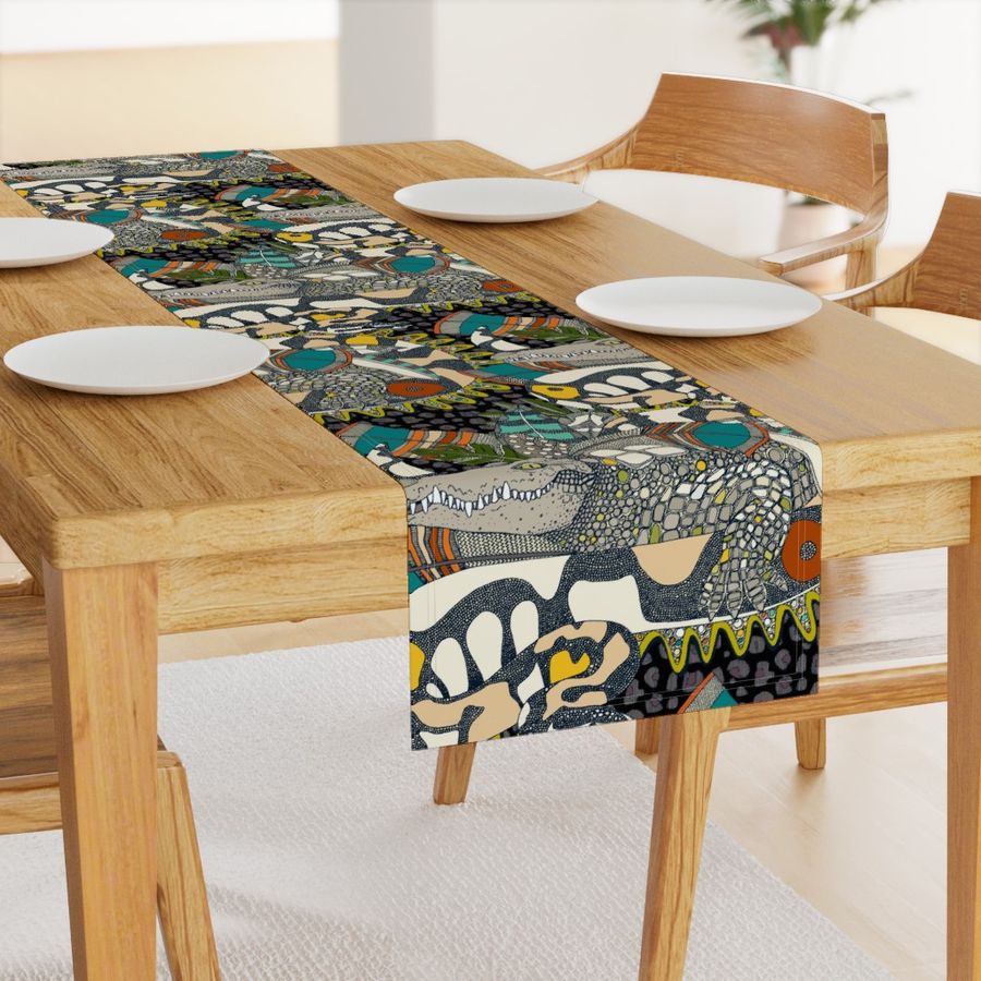 HOME_GOOD_TABLE_RUNNER