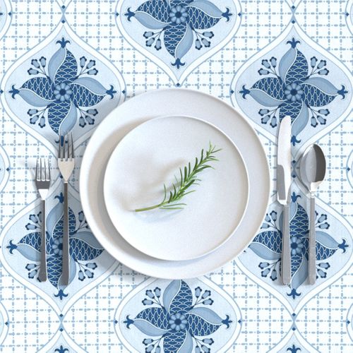 HOME_GOOD_RECTANGULAR_TABLE_CLOTH