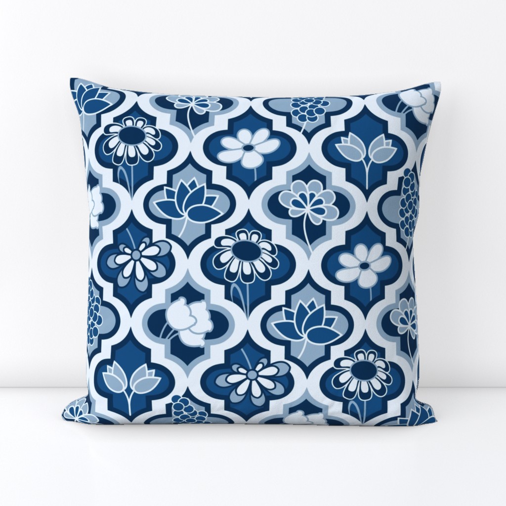 Classic Blue Quatrefoil Floral