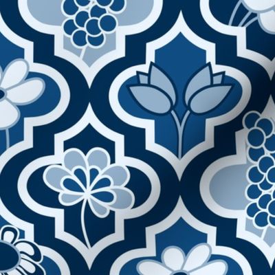 Classic Blue Quatrefoil Floral - V2