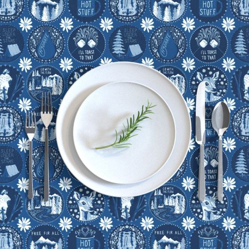 HOME_GOOD_RECTANGULAR_TABLE_CLOTH