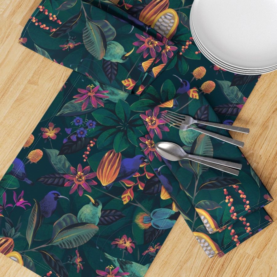 HOME_GOOD_TABLE_RUNNER