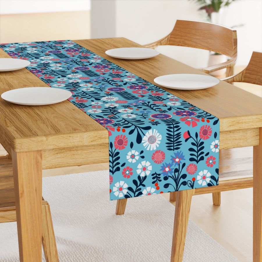 HOME_GOOD_TABLE_RUNNER