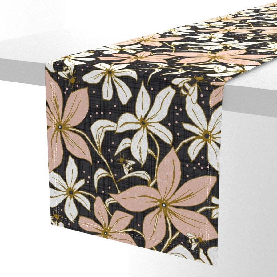 HOME_GOOD_TABLE_RUNNER