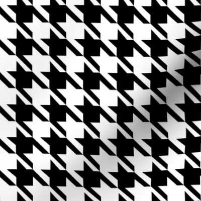 Classic Black and White Houndstooth Check