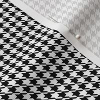 Classic Black and White Houndstooth Check