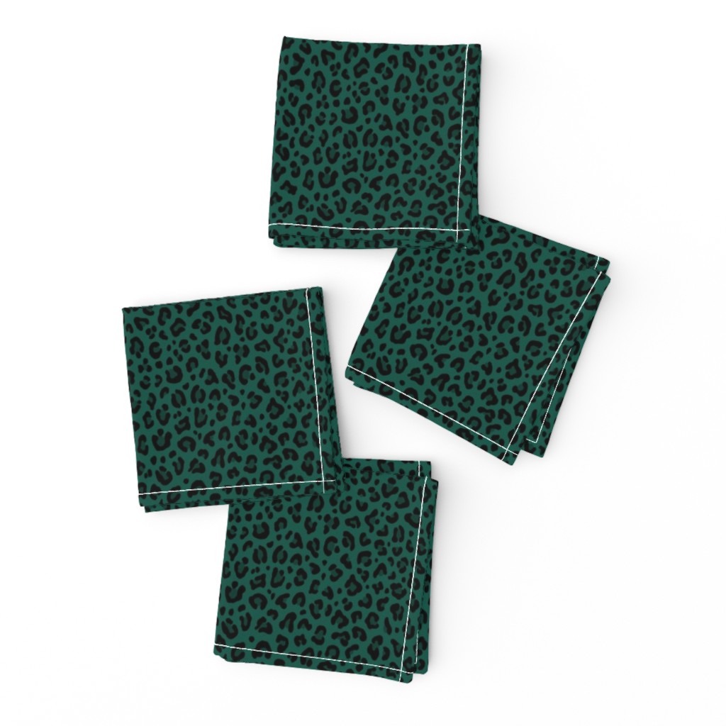★ LEOPARD PRINT in FOREST GREEN ★ Tiny Scale / Collection : Leopard Spots – Punk Rock Animal Prints