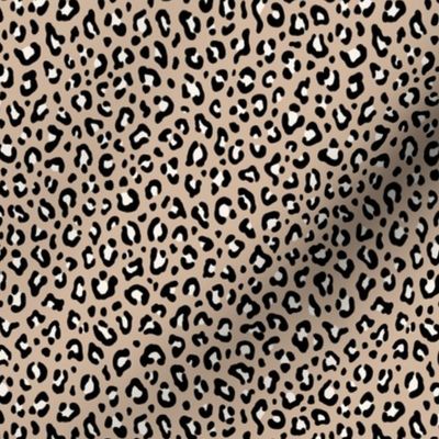 ★ LEOPARD PRINT in BLACK & IVORY WHITE on BEIGE NUDE ★ Tiny Scale / Collection : Leopard Spots – Punk Rock Animal Prints