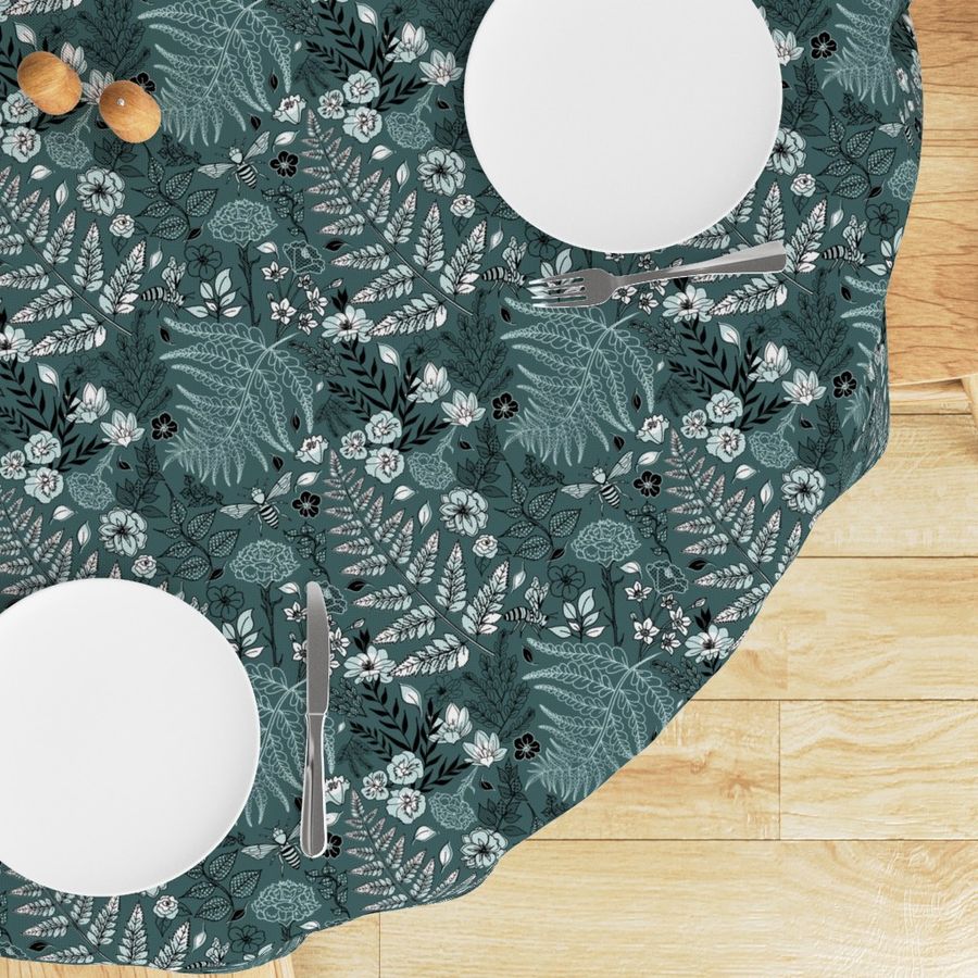 HOME_GOOD_ROUND_TABLE_CLOTH