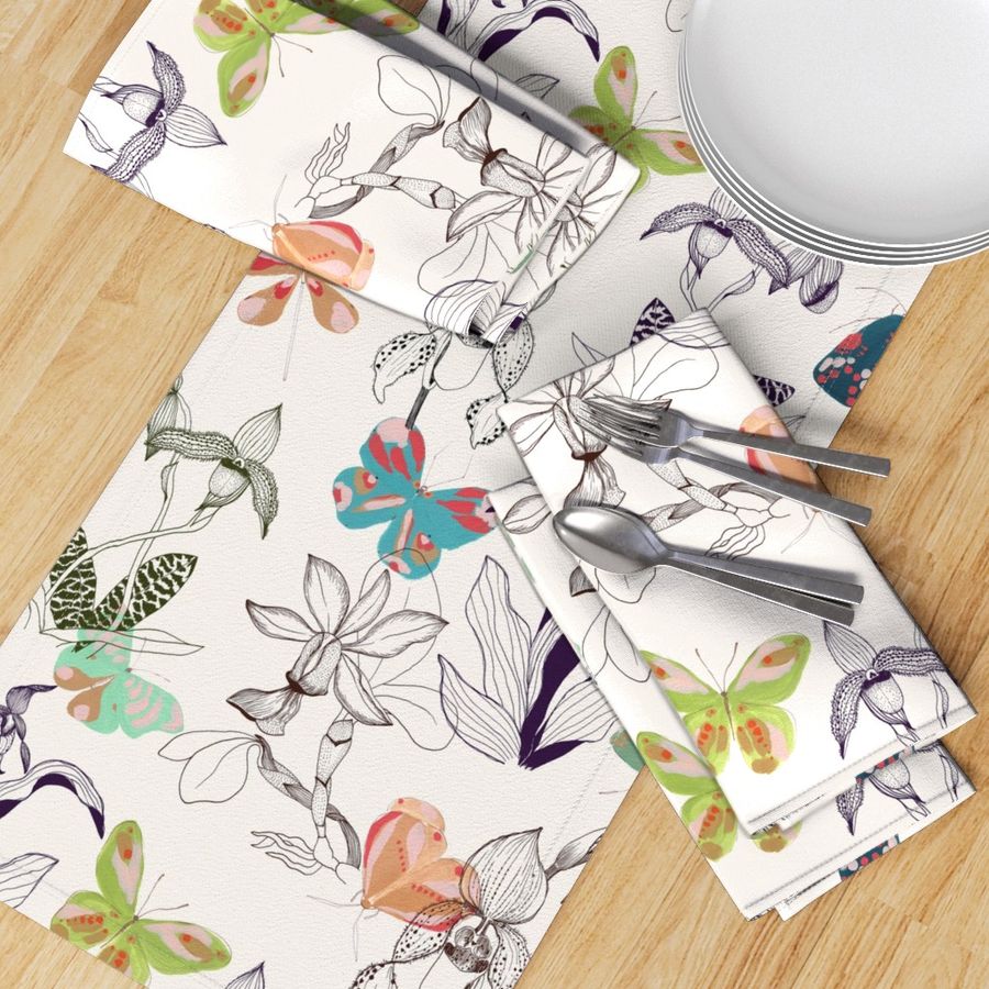 HOME_GOOD_TABLE_RUNNER