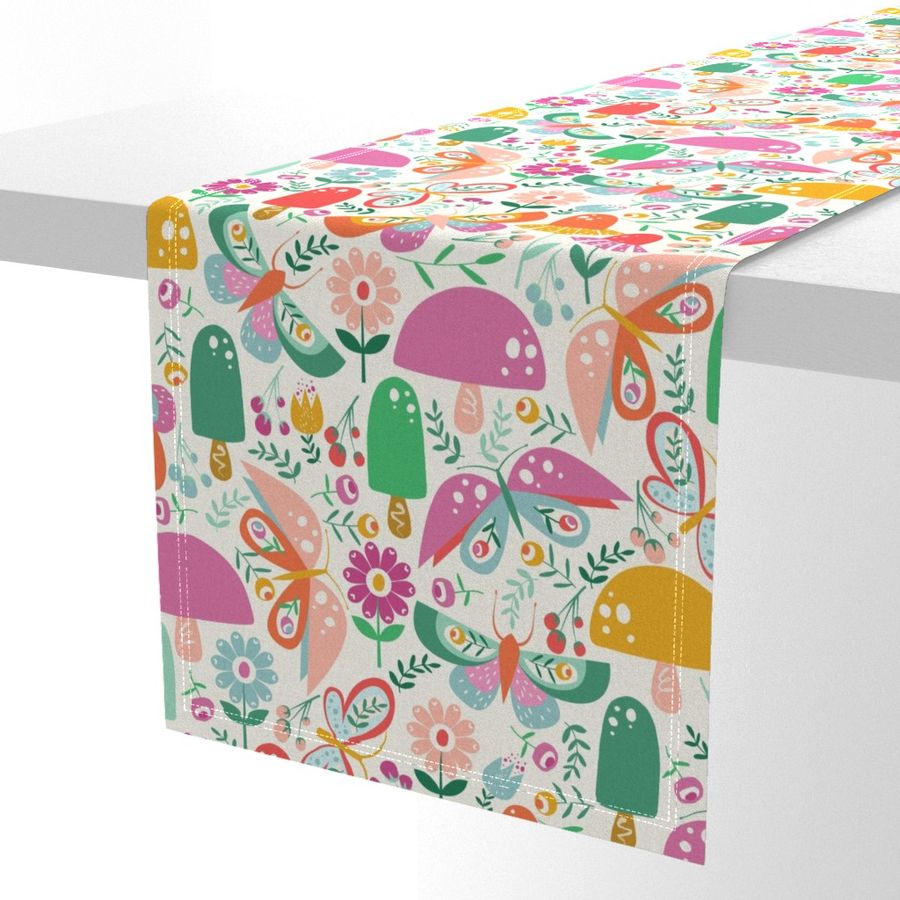 HOME_GOOD_TABLE_RUNNER