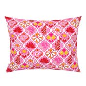 Pink Floral Quatrefoil