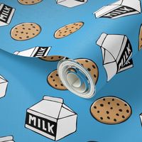 milk and cookies - chocolate chip cookies - blue - LAD20