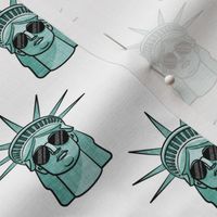 Statue of Liberty - with sunnies - LAD20
