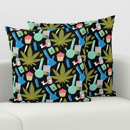 HOME_GOOD_SQUARE_THROW_PILLOW