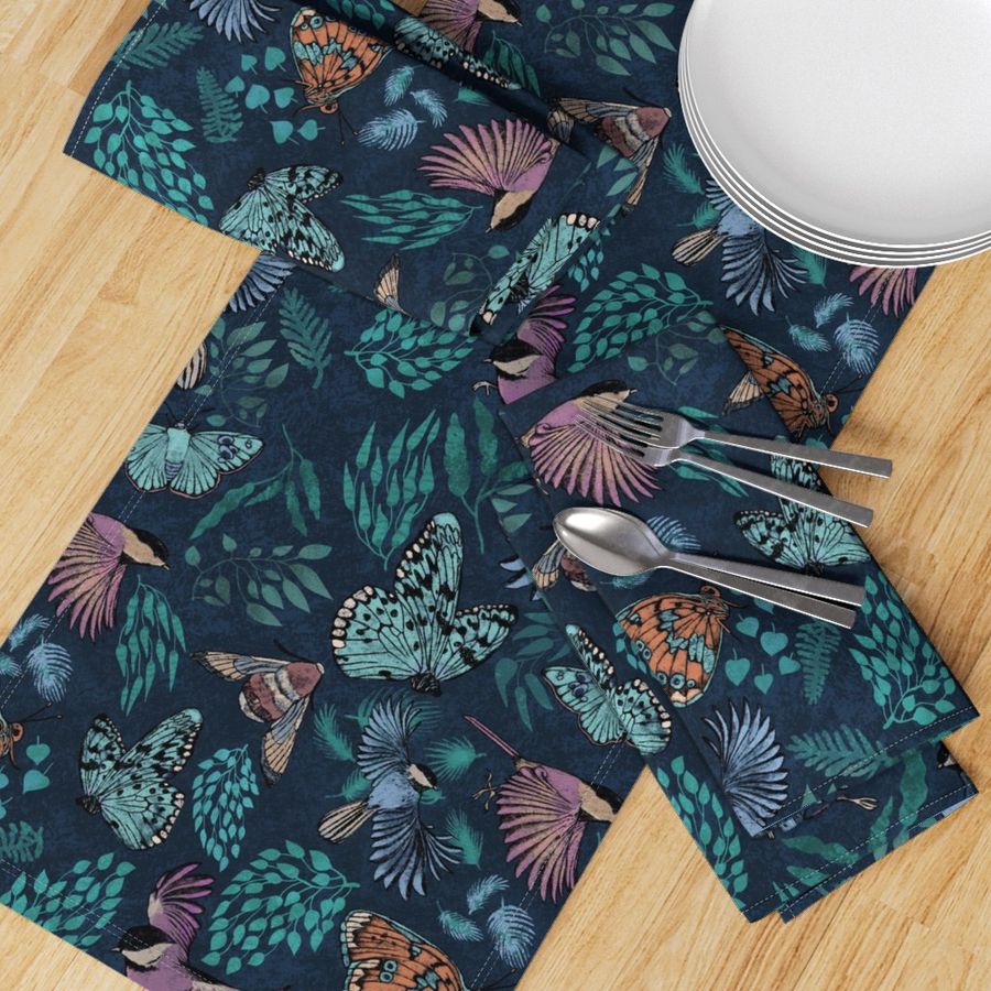 HOME_GOOD_TABLE_RUNNER