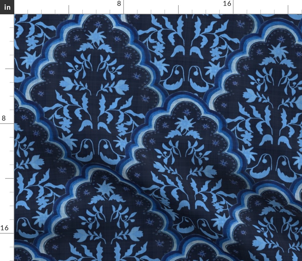 Large Inky blues Scallop Paisley