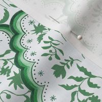 Medium Green & White Scallop Paisley 