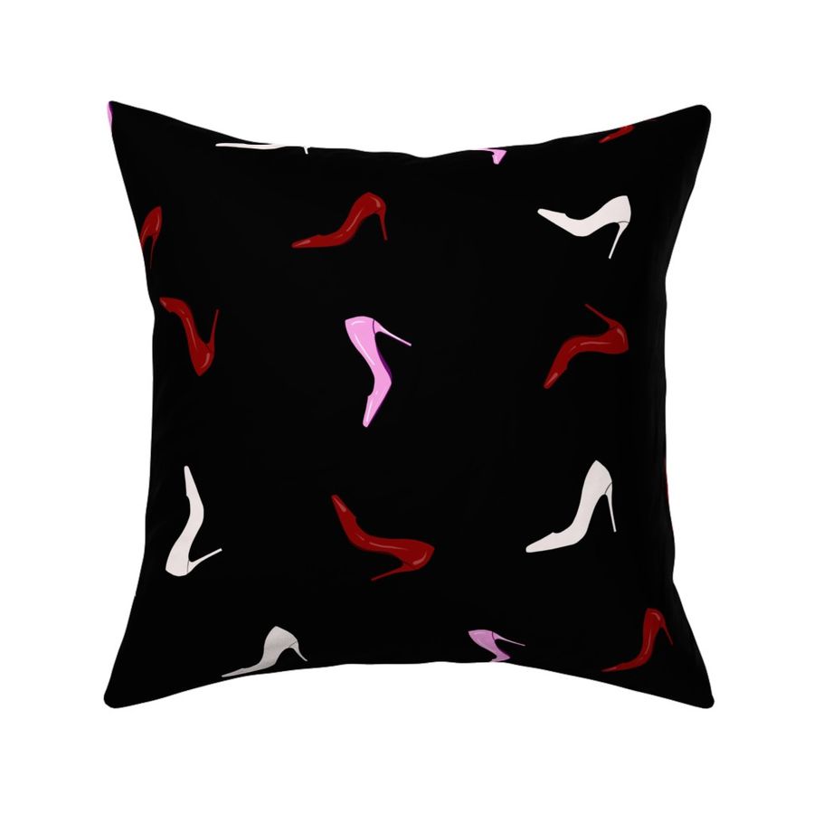 HOME_GOOD_SQUARE_THROW_PILLOW