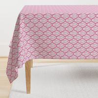 Small Pink Scallop Paisley 