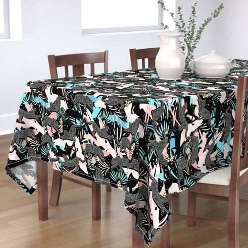 HOME_GOOD_RECTANGULAR_TABLE_CLOTH