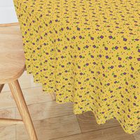 Sunny Summer Feedsack / Geometric Flowers Quilt Print   