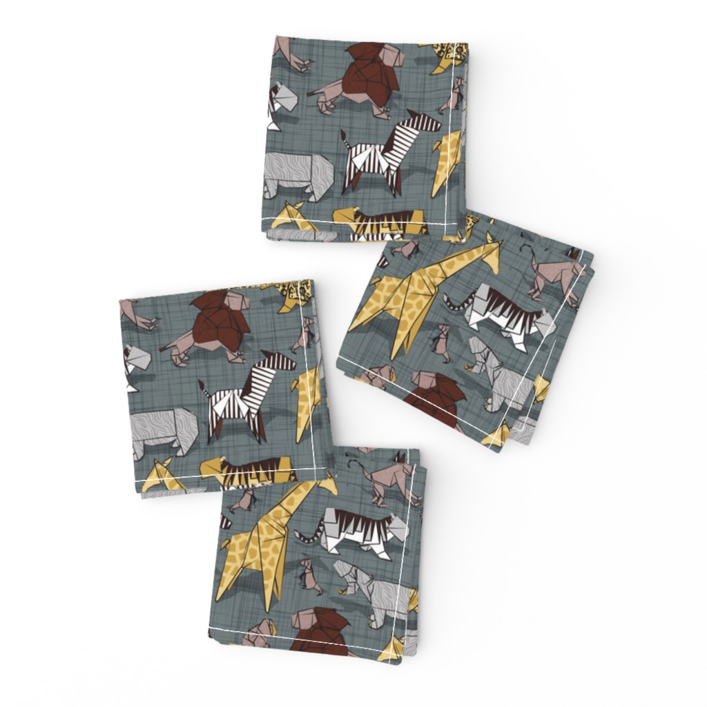 Small scale // Origami safari animalier // green grey linen texture background yellow giraffes