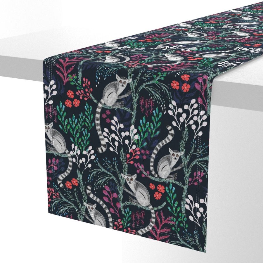 HOME_GOOD_TABLE_RUNNER