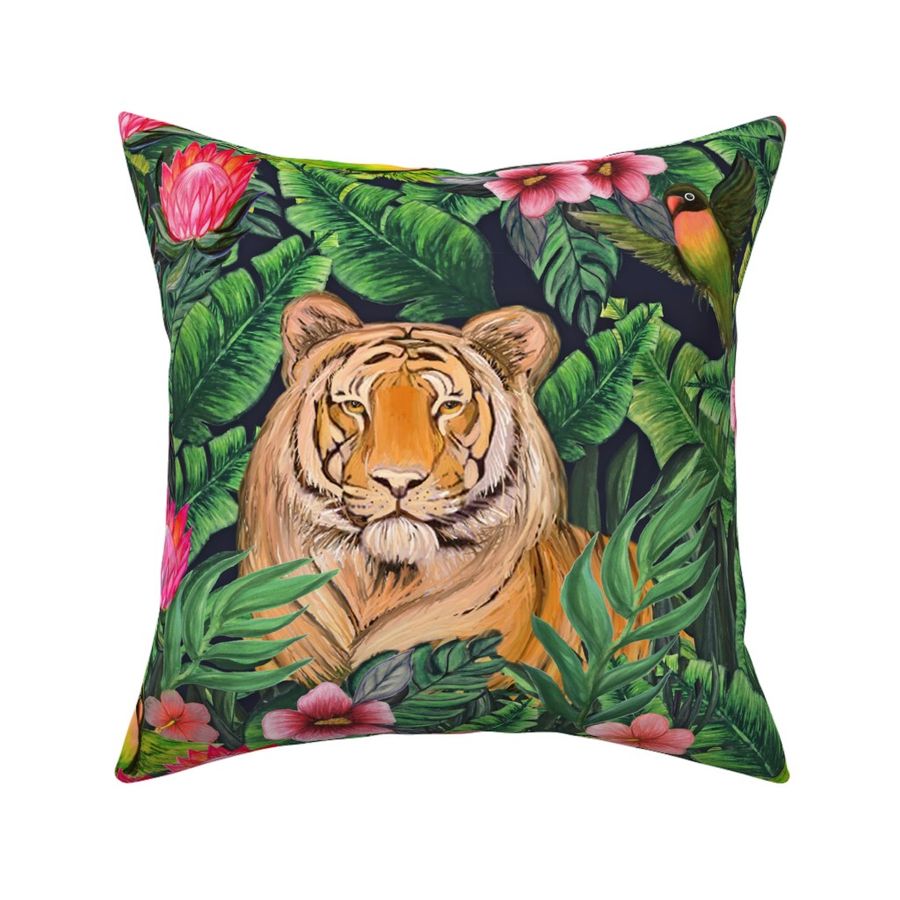 HOME_GOOD_SQUARE_THROW_PILLOW